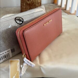 Michael Kors Sunset Beach Leather Wallet with Gold Accents 8x4